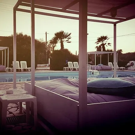 Athina Aparthotel 3*